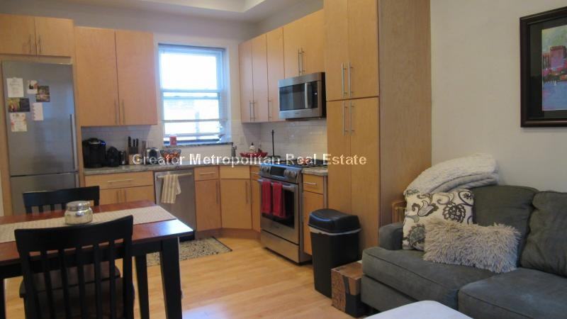 6 Foster St #2