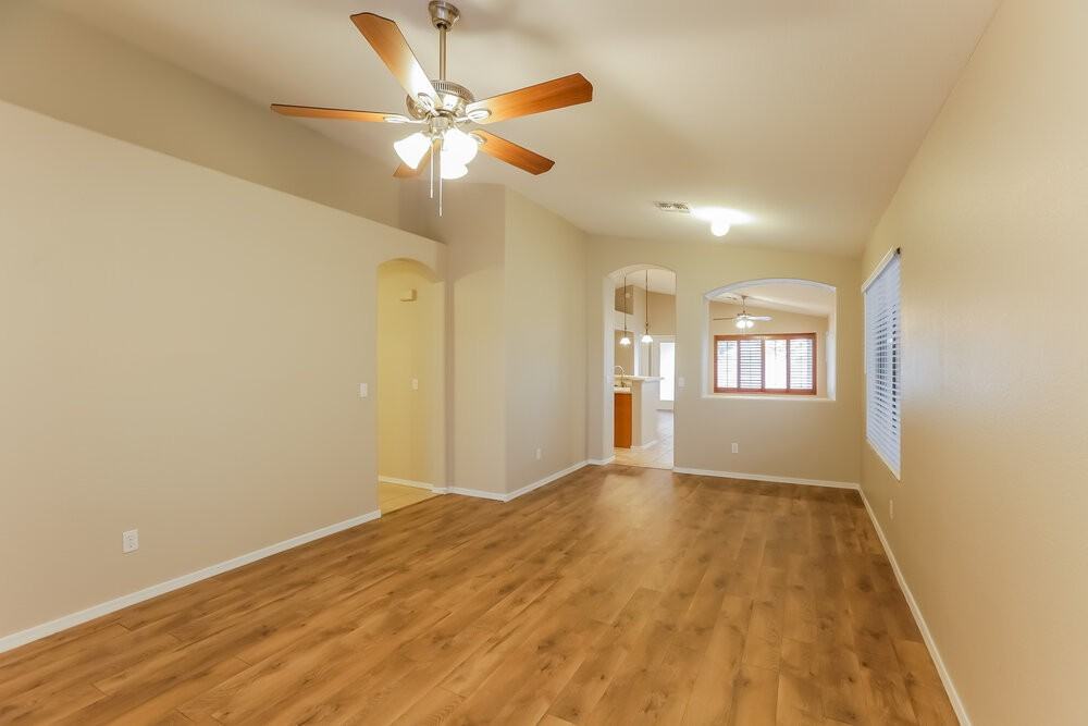 2017 N 108th Dr - Photo 3 of 16