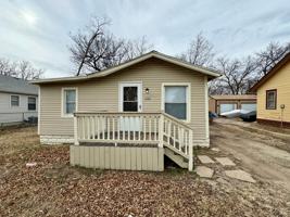 featured image of 1535 S Hydraulic St