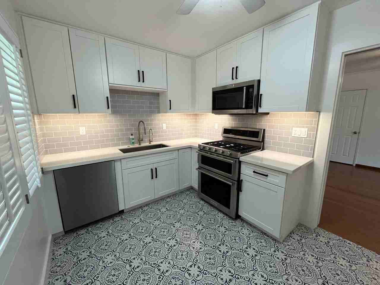 2615 State St ## A2 - Photo 5 of 18