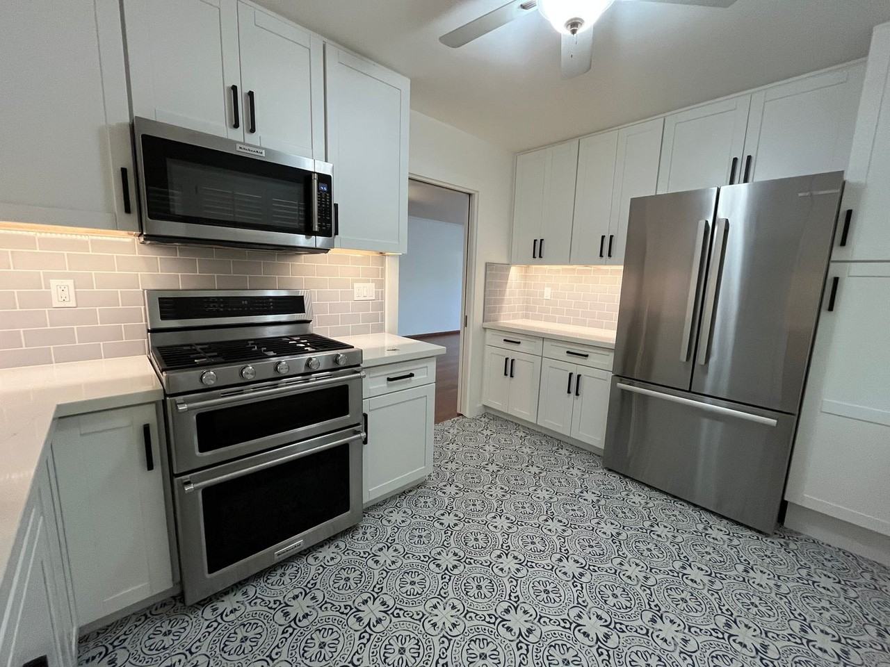 2615 State St ## A2 - Photo 6 of 18