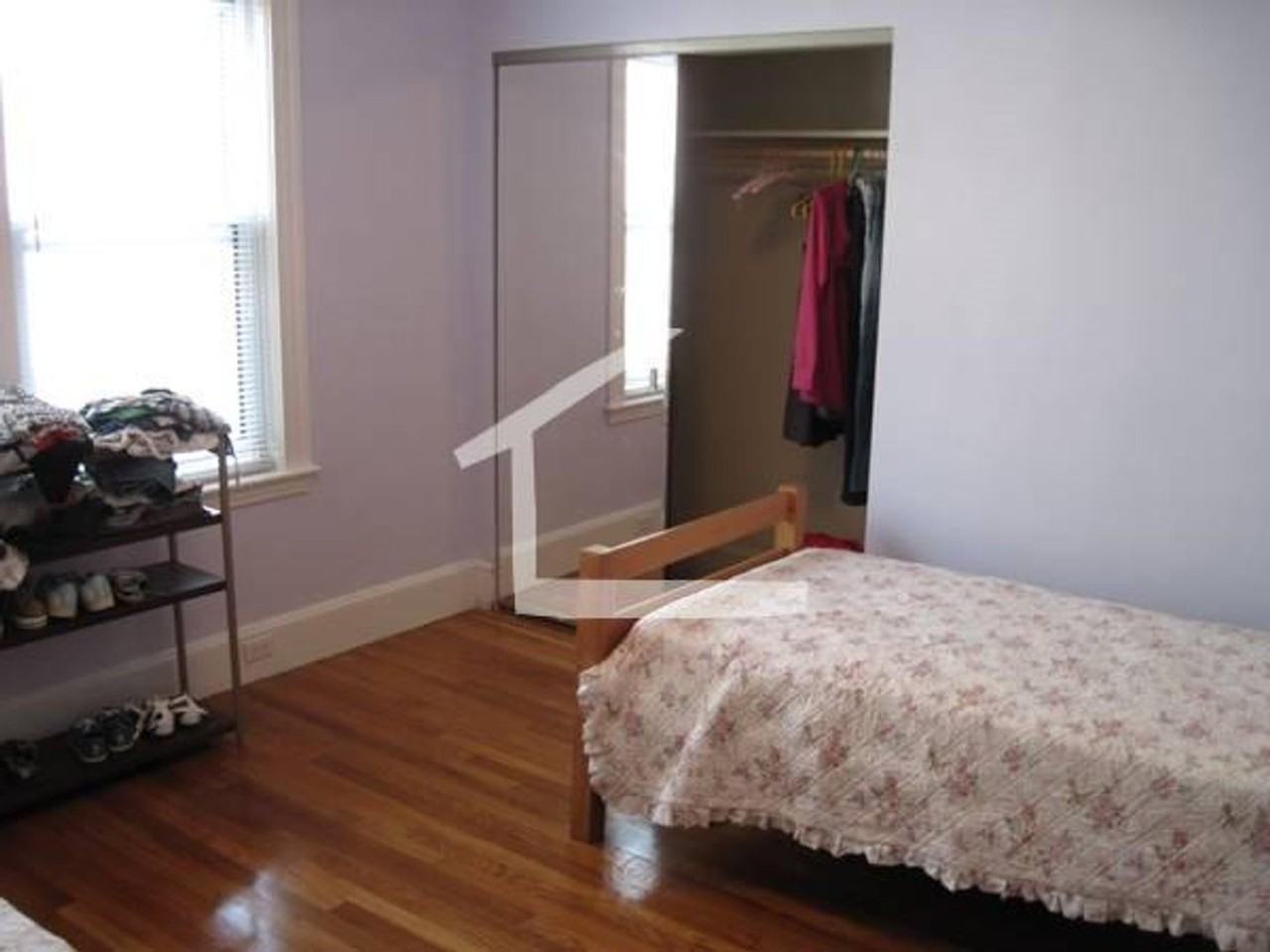 19 Elmira St - Photo 5 of 7