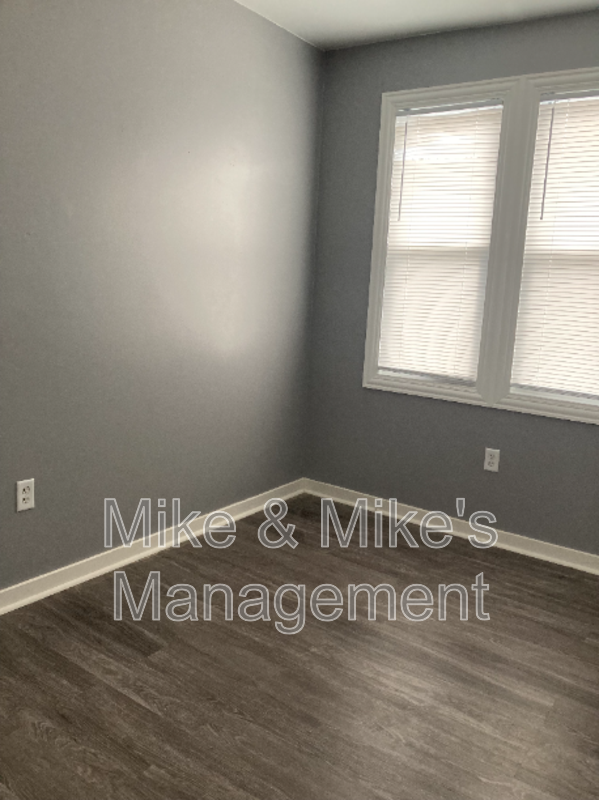 2151 S 26th St Lowr - Photo 2 of 16