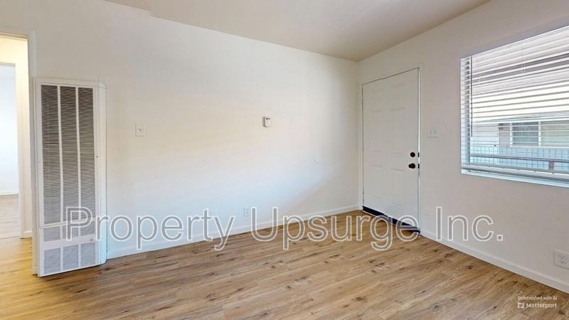 1558 Bridge St #20 - Photo 4 of 24