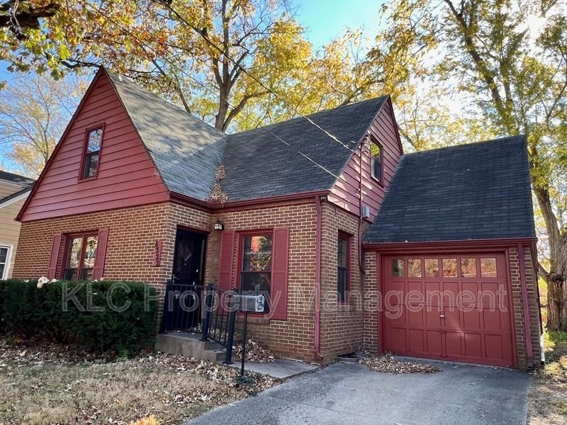 4322 Northwest Dr - Photo 2 of 19