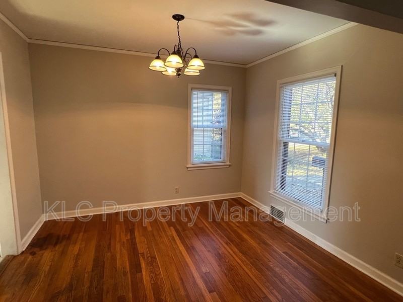 4322 Northwest Dr - Photo 5 of 19