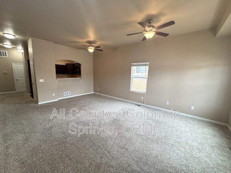 6520 Emerald Isle Hts - Photo 3 of 29