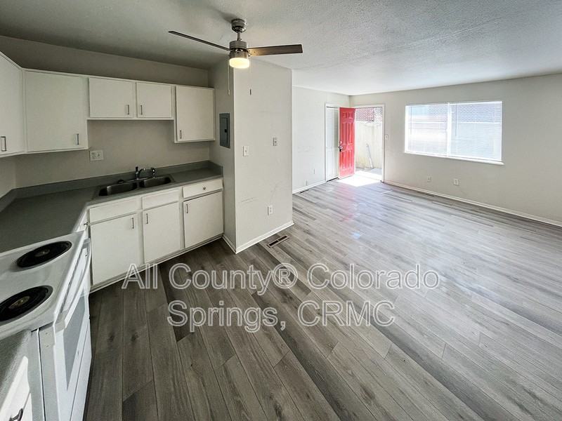 4331 Ericson Dr #4 - Photo 4 of 17