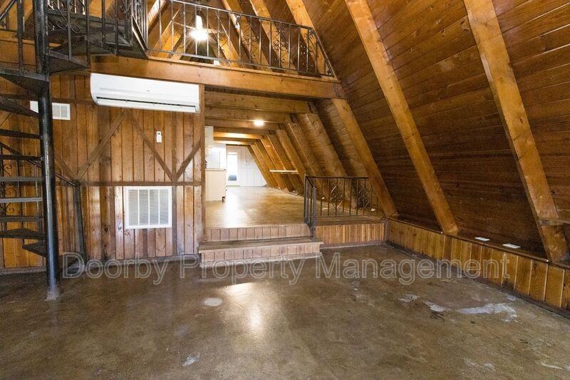 3109 Ellis Ave - Photo 3 of 21