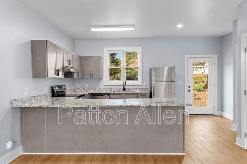 22 Catawba Valley Ct #1 - Photo 4 of 23