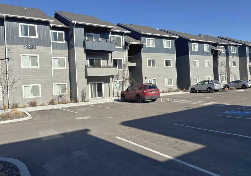 224 Sunset Landing Ln #D303