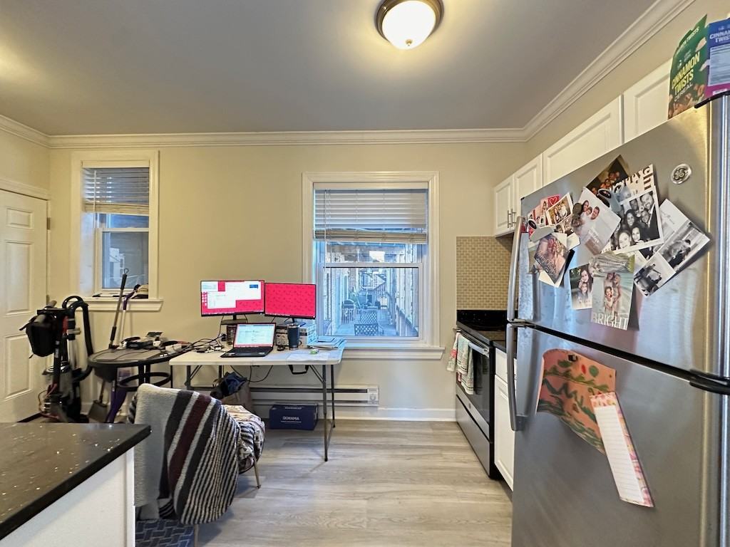 ROSCOE + BROADWAY #1N - Photo 2 of 21