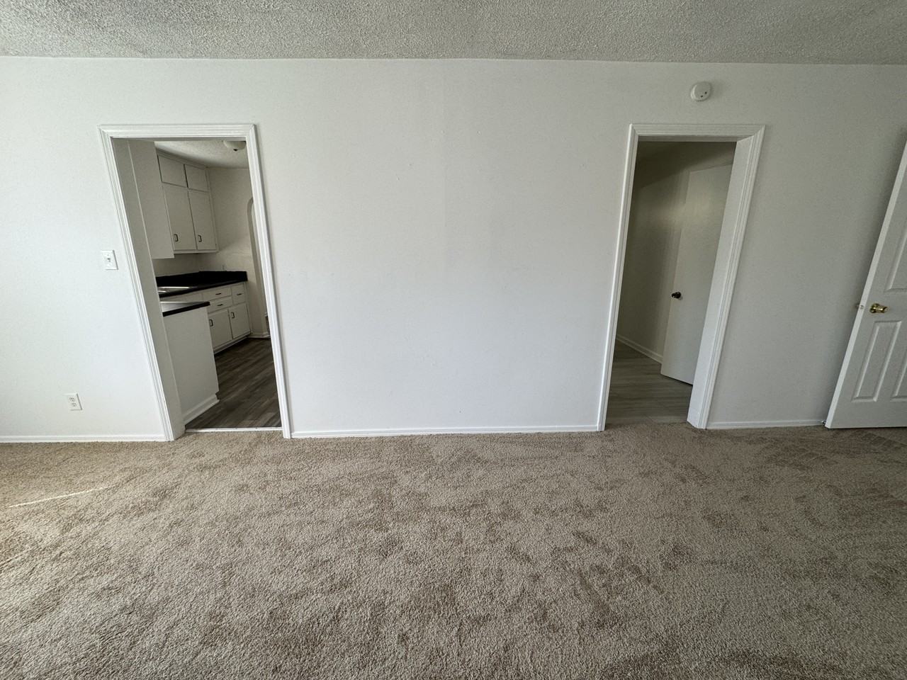 1088 S Morgantown Rd - Photo 2 of 21