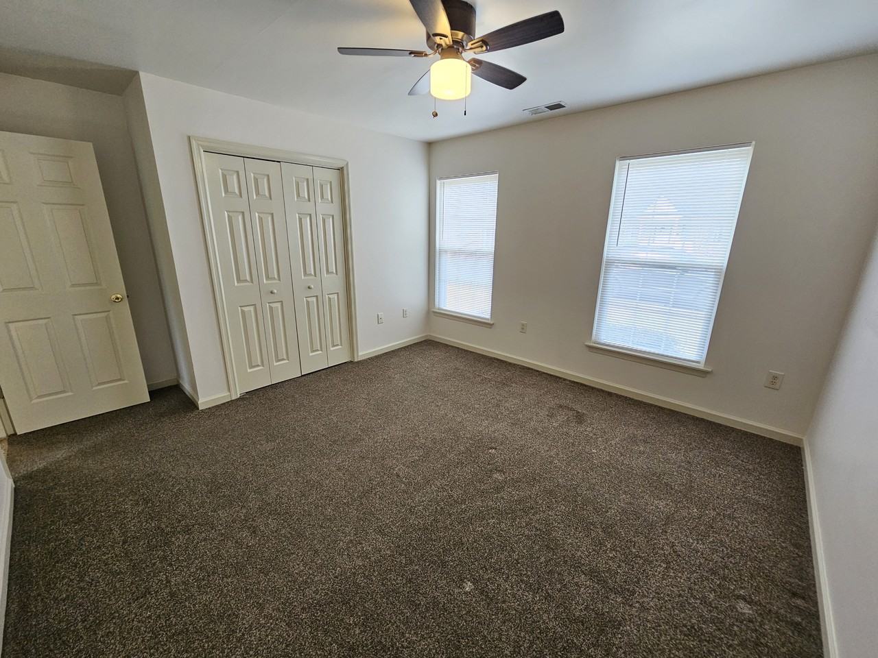 809 Roger St - Photo 7 of 18