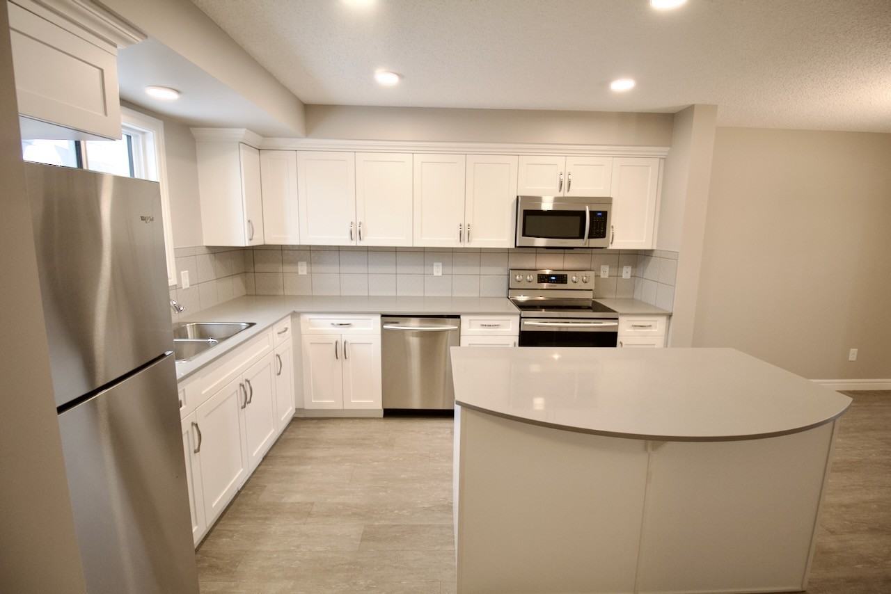 208 Allard Way - Photo 4 of 29