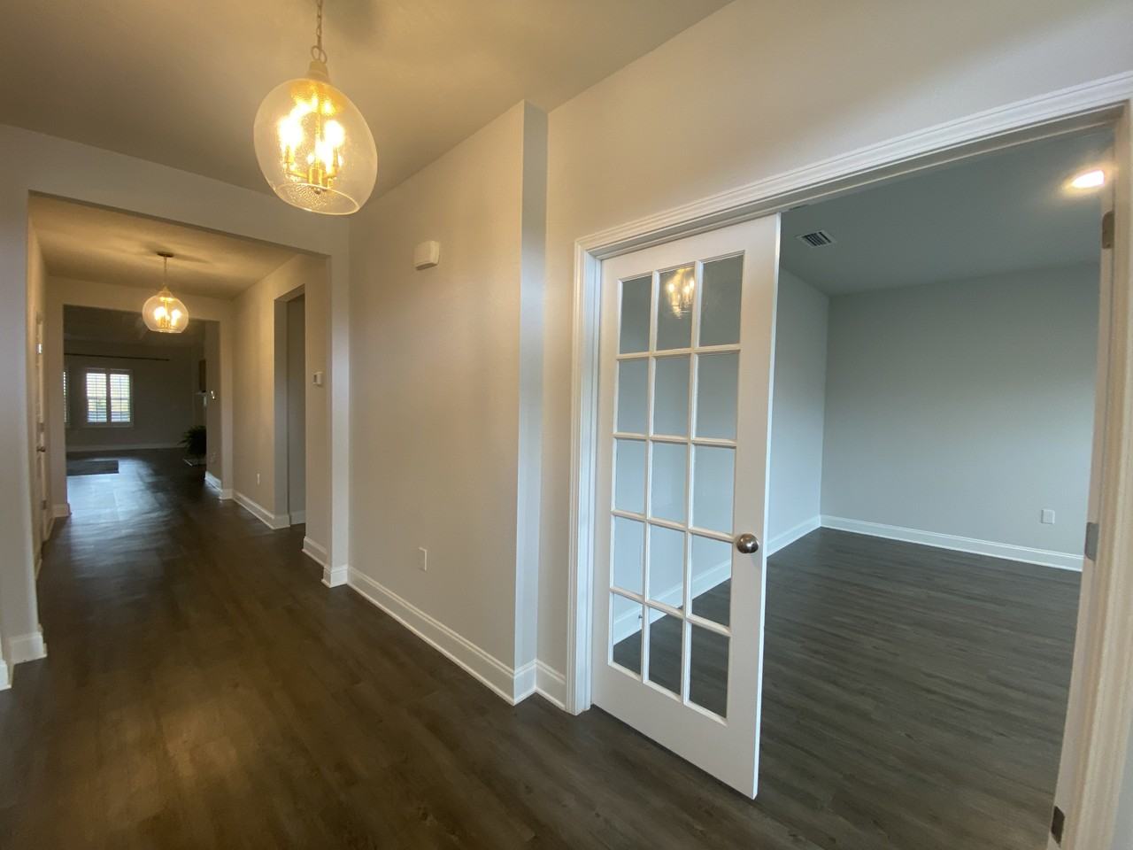 9570 Amethyst Dr - Photo 3 of 31