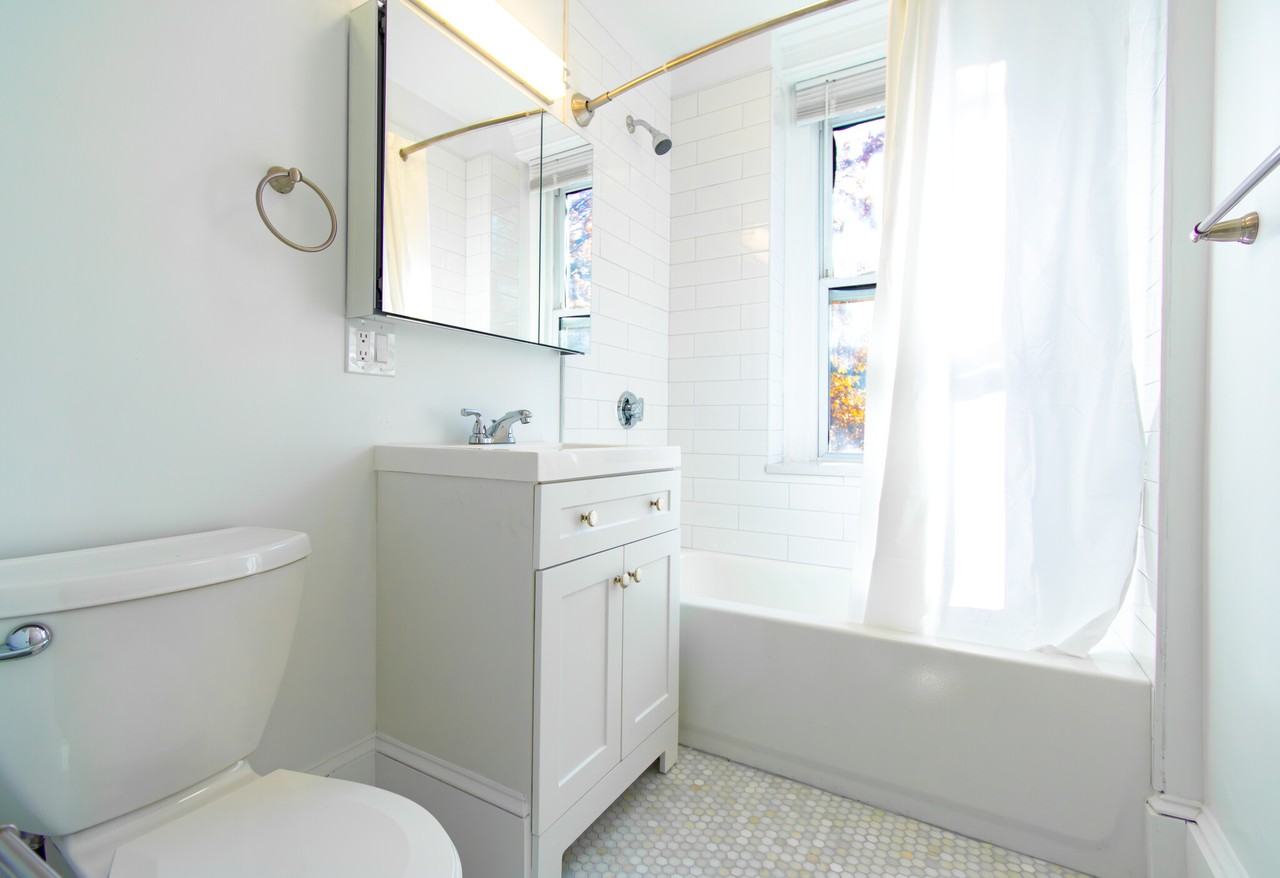 178 Hemenway St #15 - Photo 6 of 9