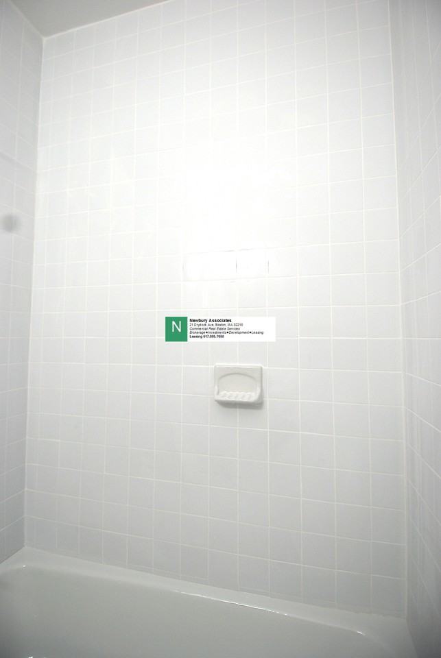 Hudson St #CYB - Photo 3 of 9