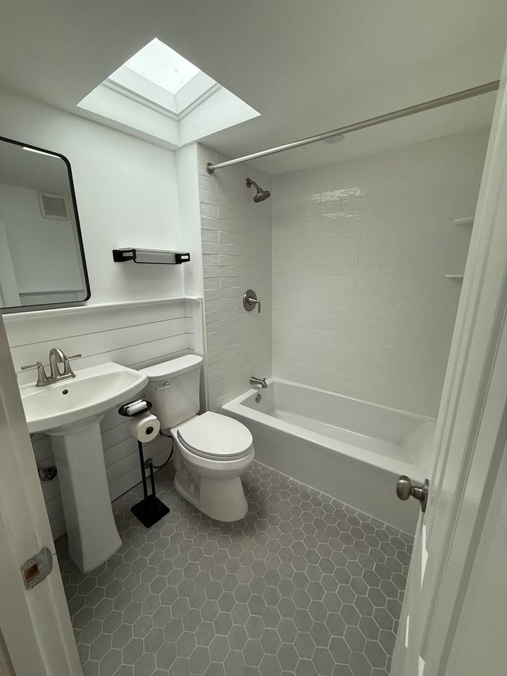 4 Evergreen Ave #NA - Photo 5 of 5