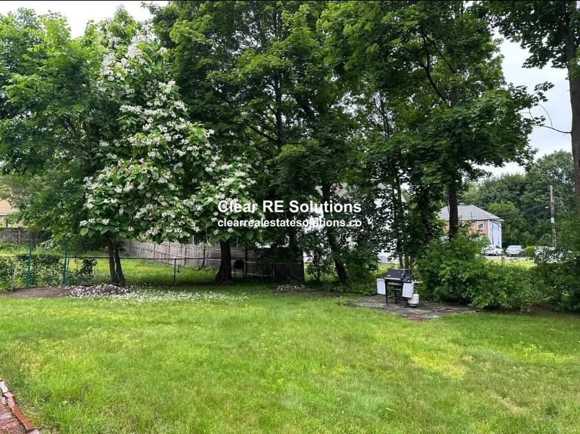 991 Massachusetts Ave - Photo 2 of 20