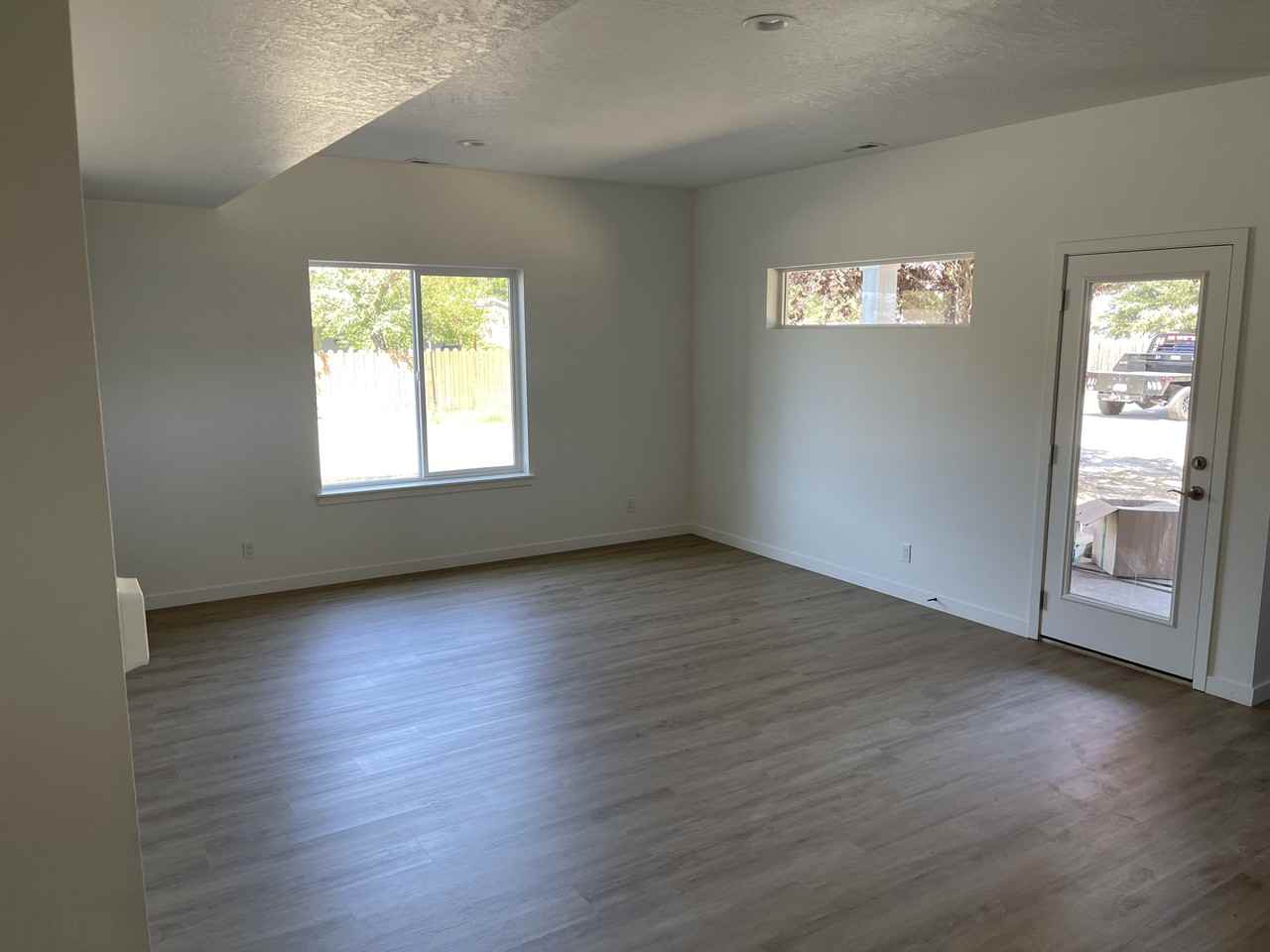 612 North Farr Road #612 - Photo 4 of 12