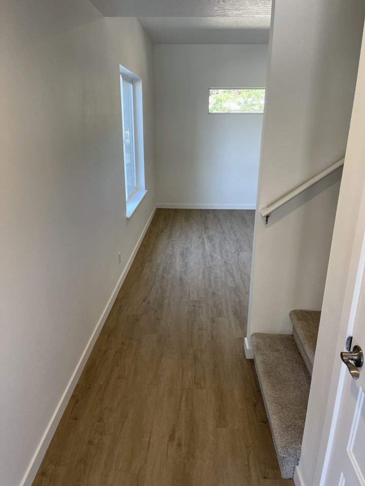 612 North Farr Road #612 - Photo 2 of 12