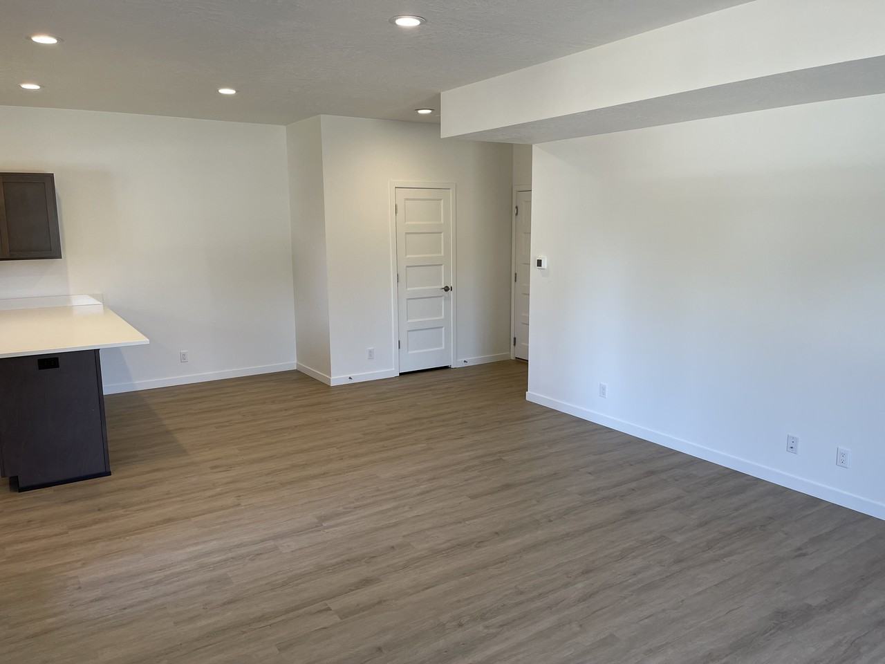 612 North Farr Road #612 - Photo 5 of 12