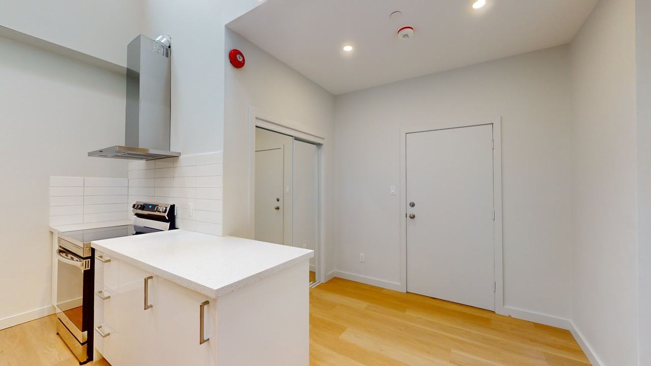 268 Jane Street #203 - Photo 4 of 21