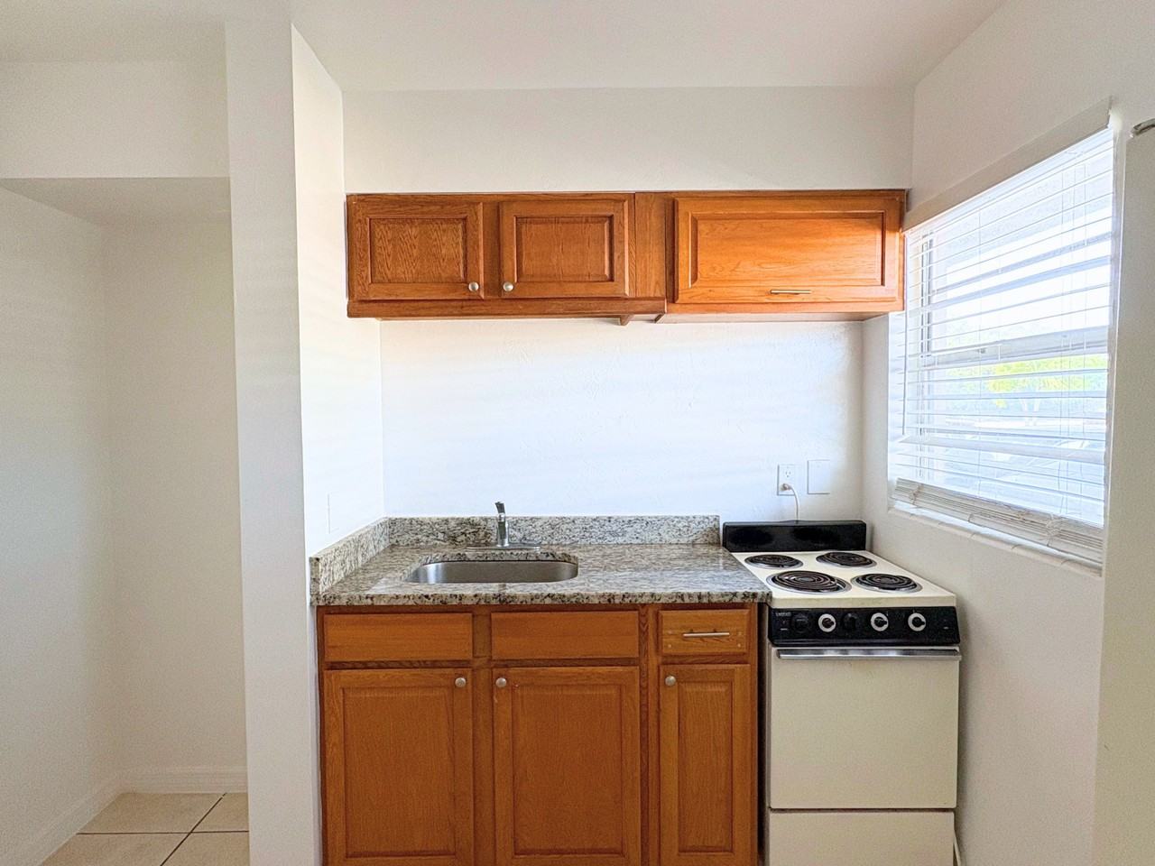 4611 South Congress Avenue - Photo 6 of 50