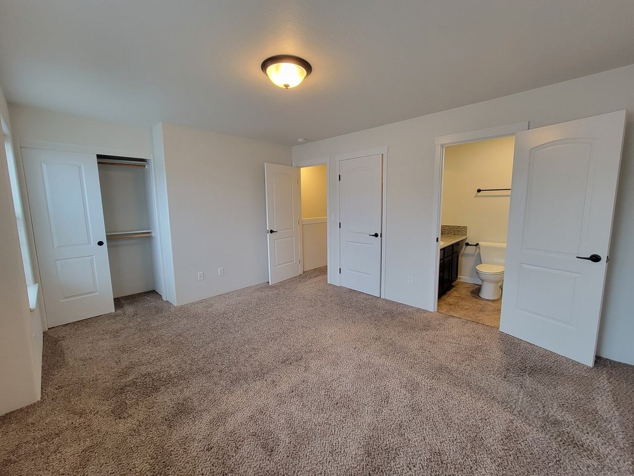 56 South Haskell Street - Photo 3 of 31