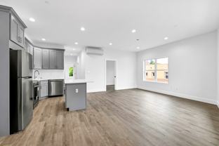 533 Greenwich Street - Photo 1 of 1