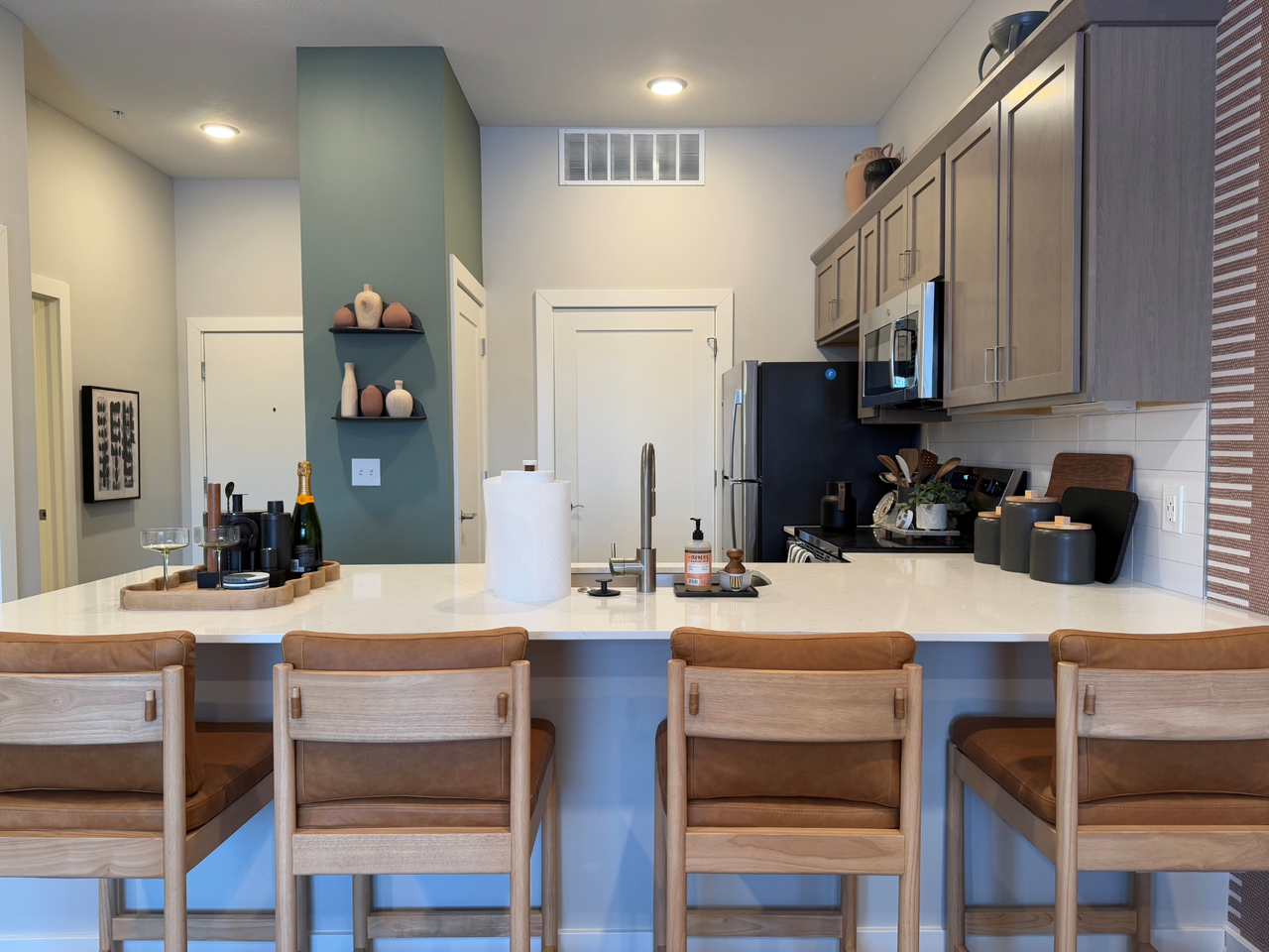 Newton Place Apartments - Photo 5 of 30