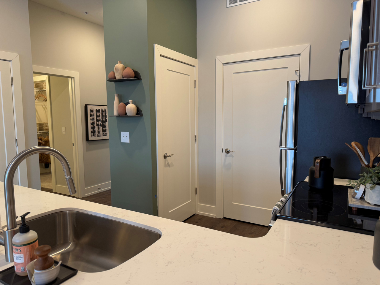 Newton Place Apartments - Photo 6 of 30