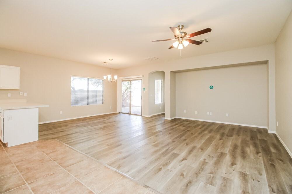 45066 W Balboa Dr - Photo 3 of 16