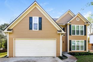 655 Suwanee Lakes Cir - Photo 1 of 1