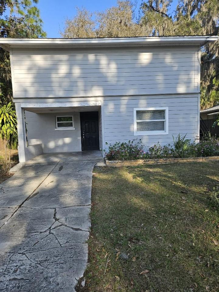 805 N Eustis St - Photo 2 of 3