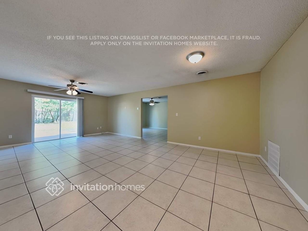 10625 Inverson St - Photo 3 of 16