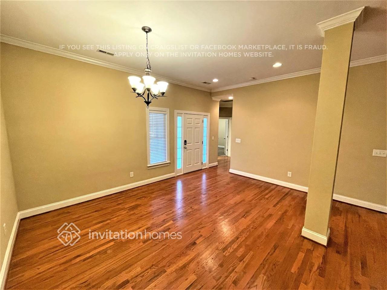 4020 Saint Andrews Ct - Photo 2 of 21