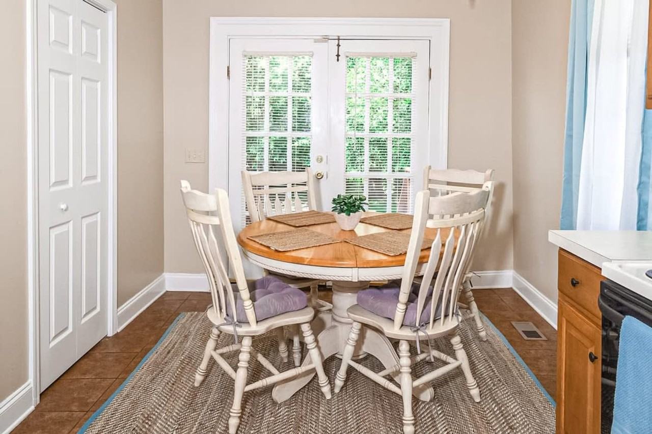 423 2nd Ave #1043431P - Photo 5 of 32