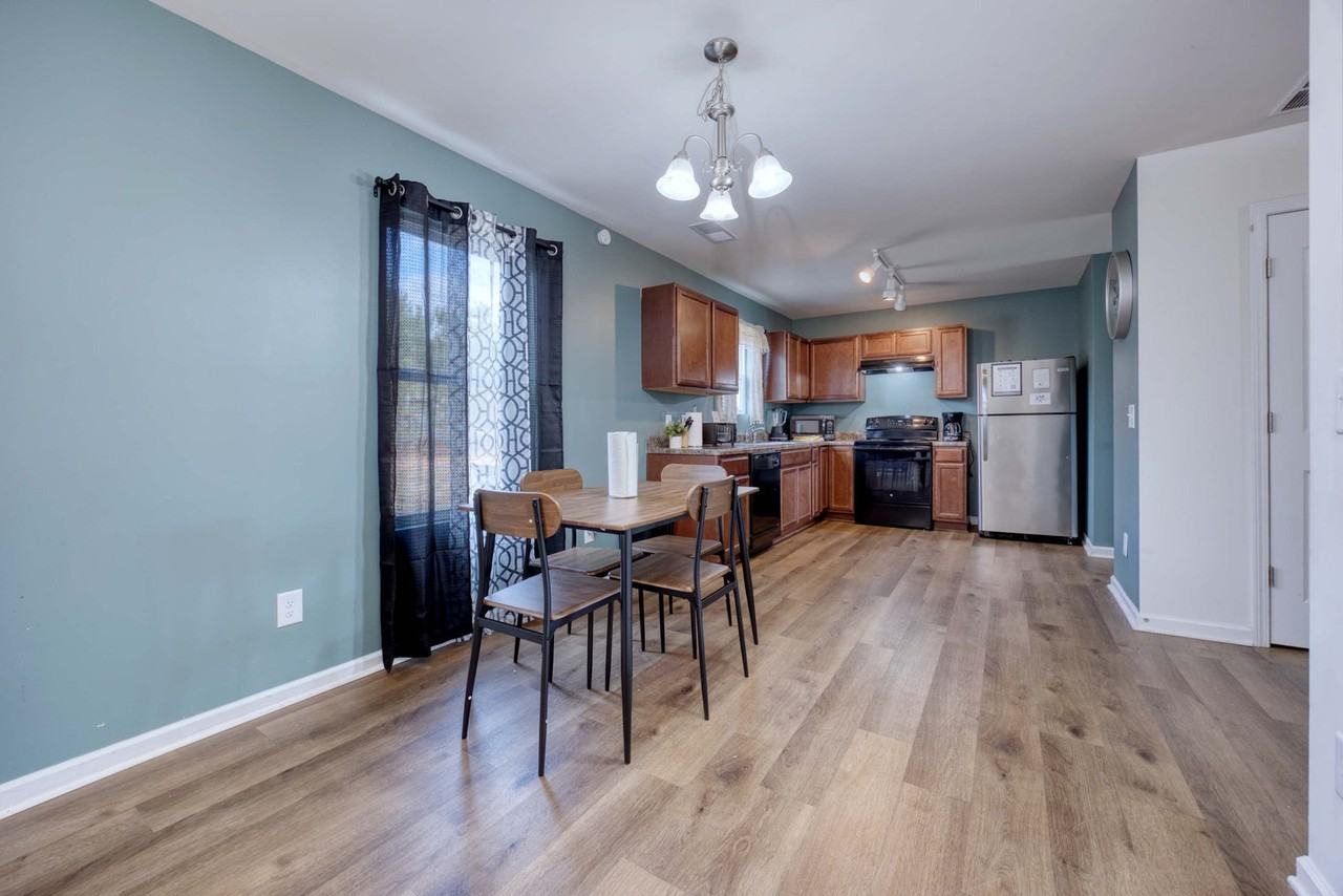 765 Compass Trl #1043484P - Photo 3 of 43