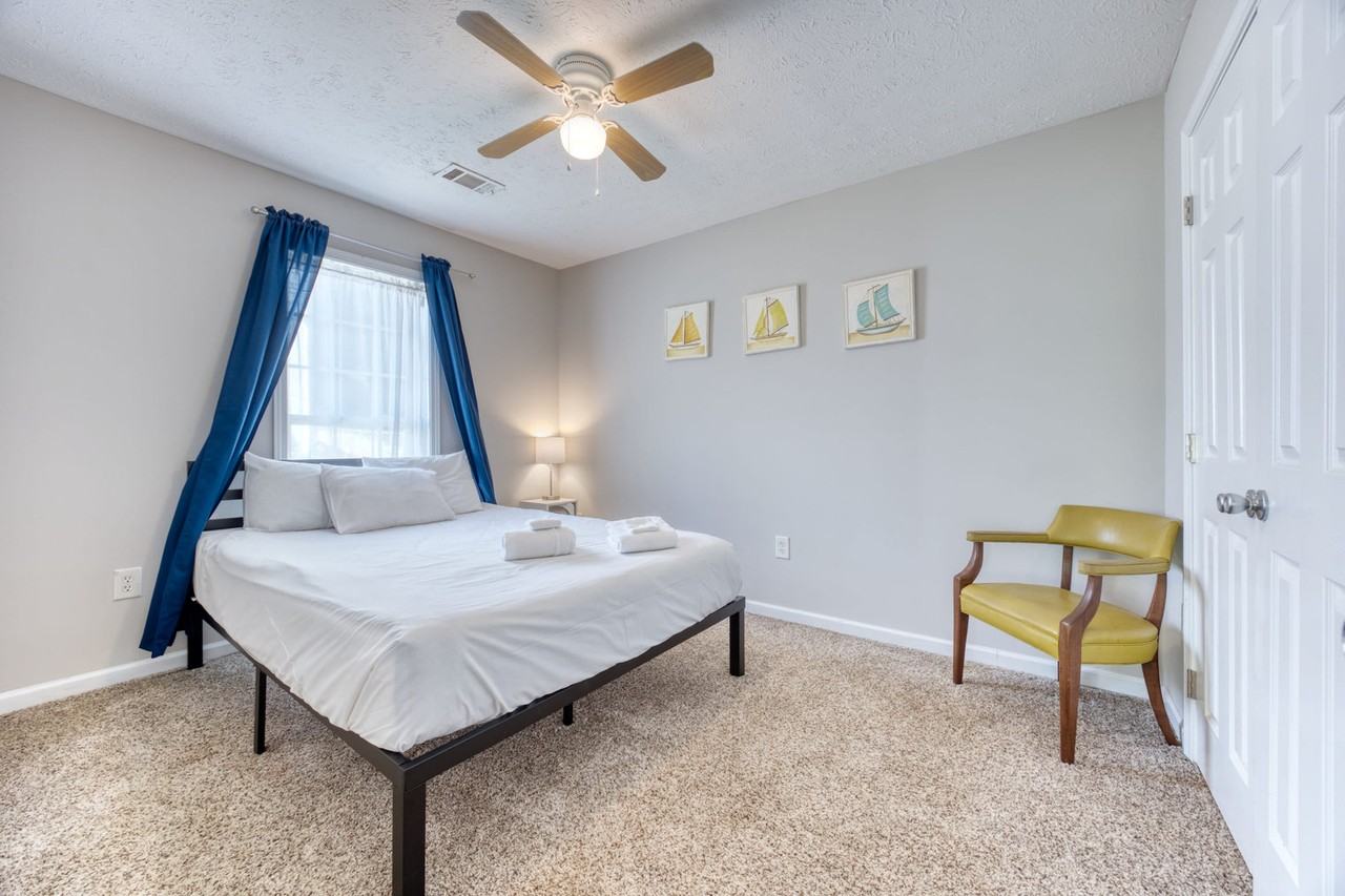 4209 King Arthur Pl #1043488P - Photo 7 of 47