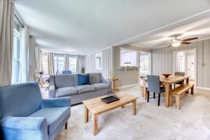 featured image of 2800 Gardenia St