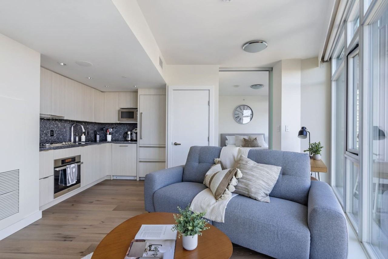 1372 Seymour St #1051882P - Photo 3 of 22