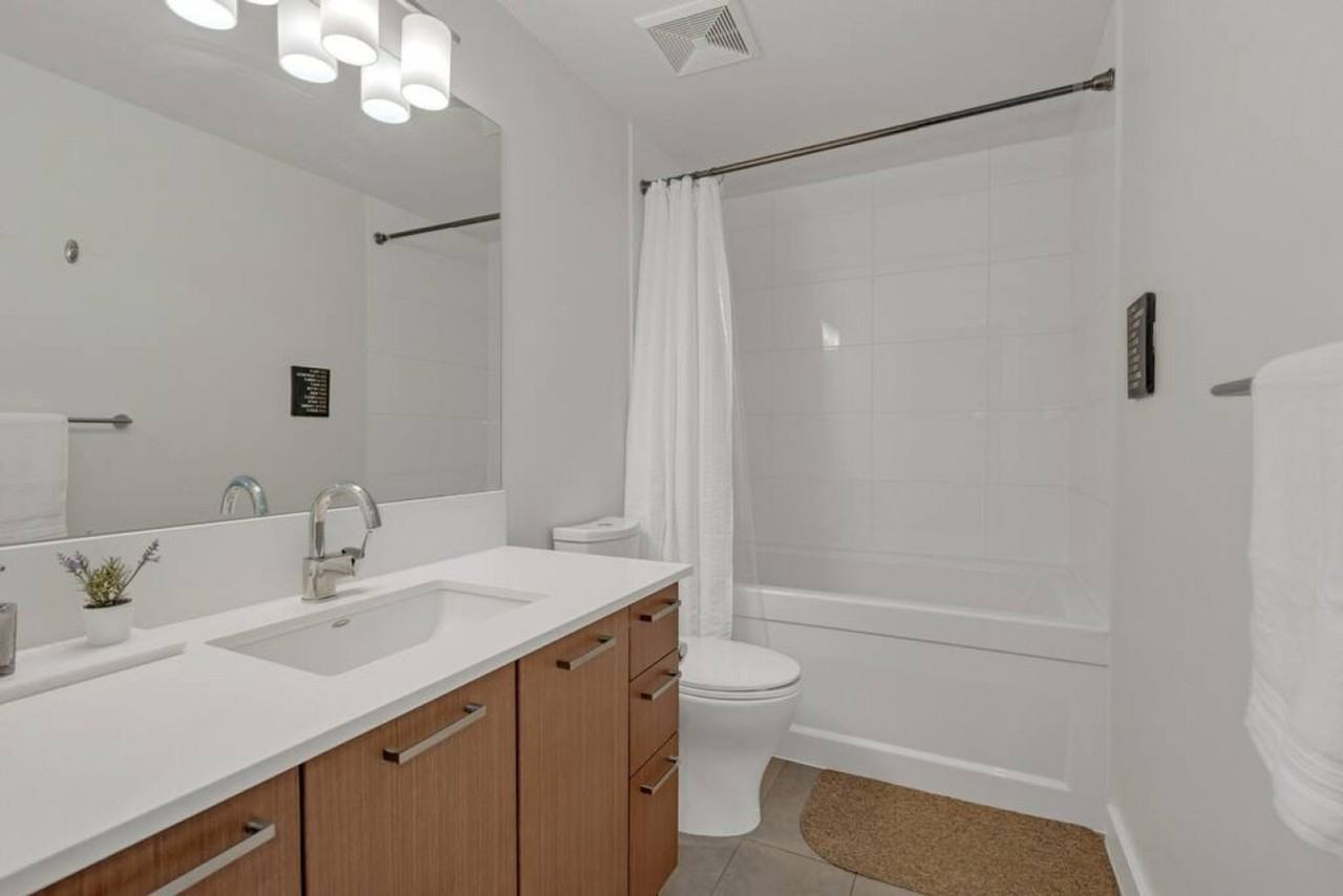 1372 Seymour St #1051764P - Photo 7 of 15