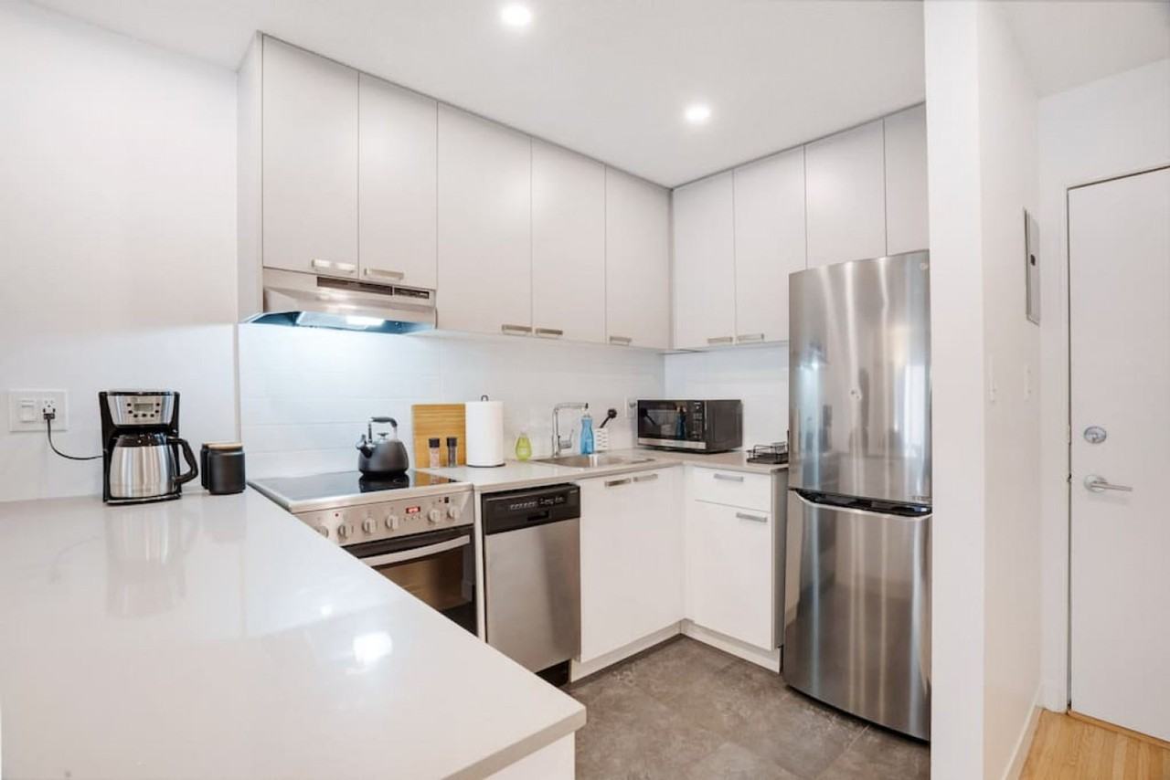 1550 West 11th Ave #1051811P - Photo 3 of 20