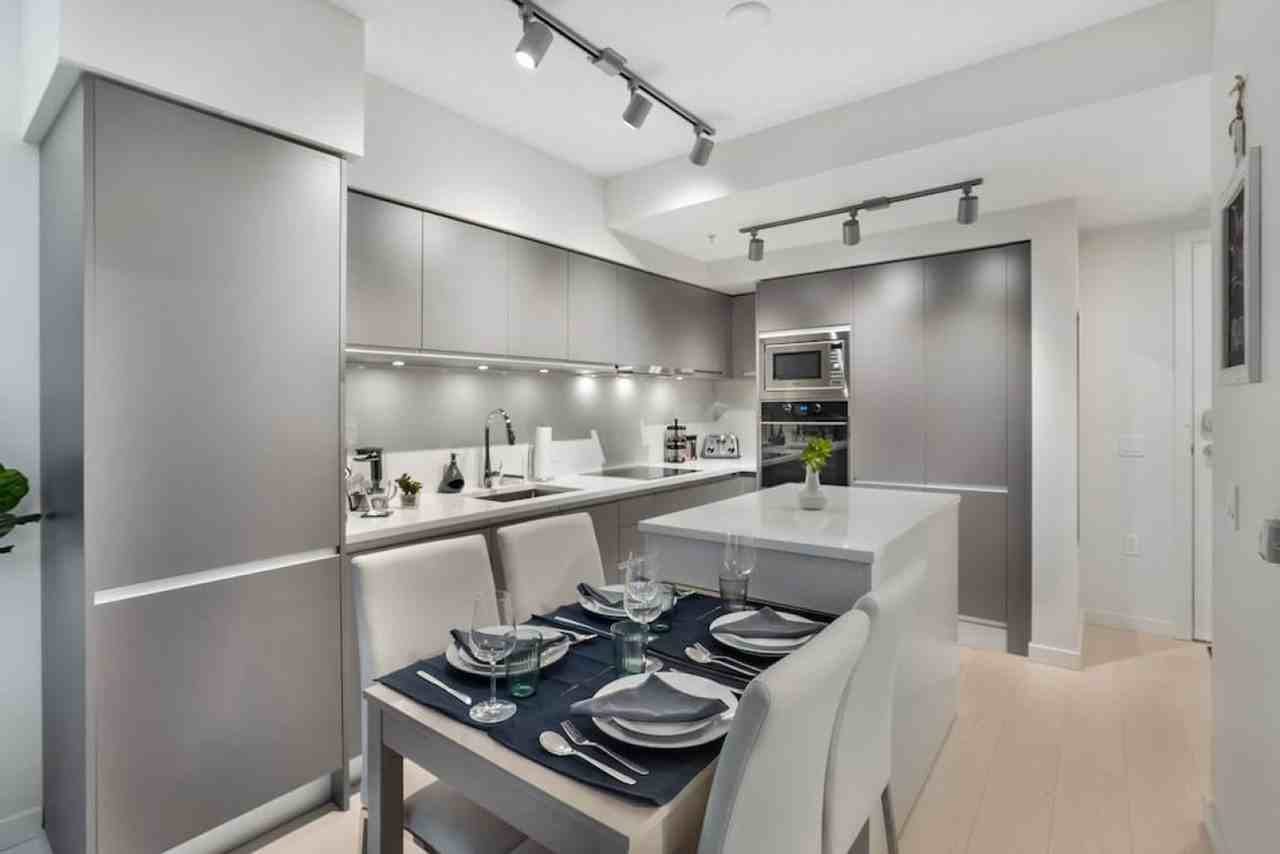 180 East 2nd Ave #1051769P - Photo 5 of 40