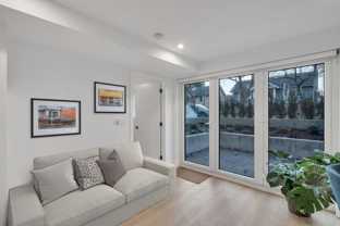 3008 Manitoba St - Photo 1 of 1