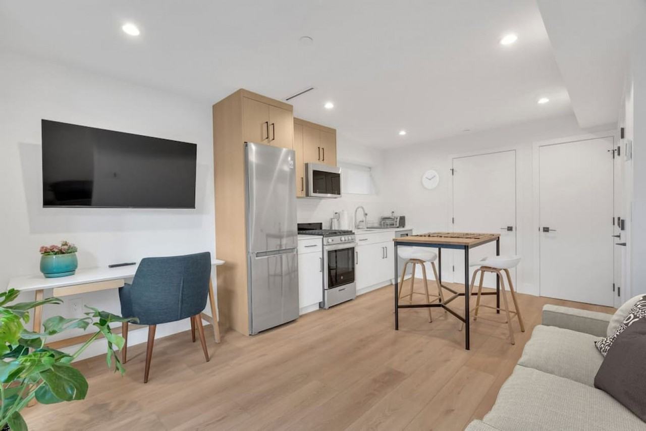 3008 Manitoba St #1051773P - Photo 5 of 19