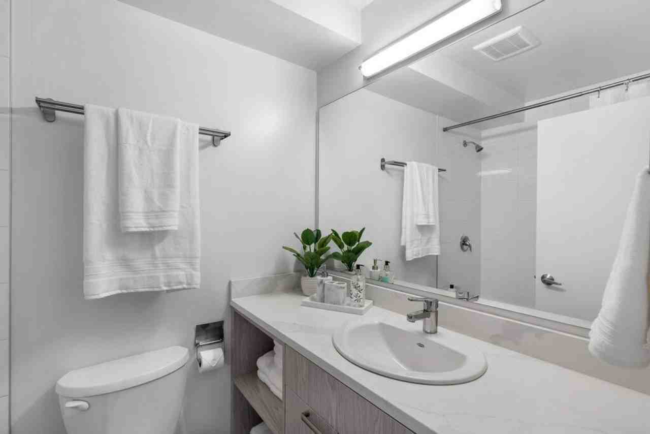 55 East 12th Ave #1051842P - Photo 6 of 28