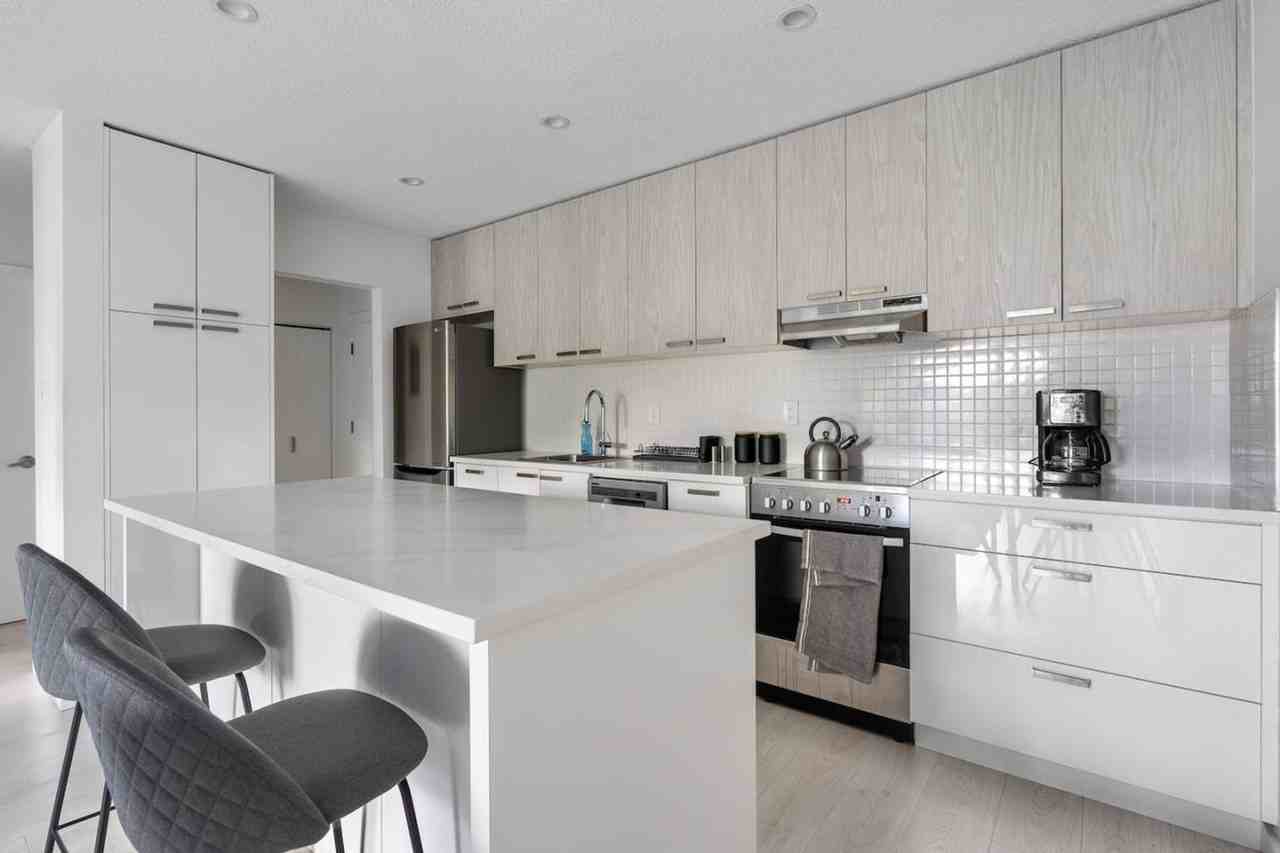 55 East 12th Ave #1051874P - Photo 4 of 20